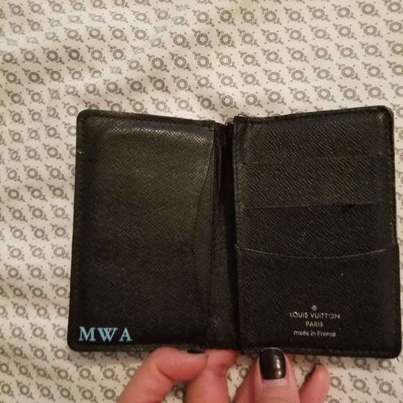 Black Checkered Luis Vuitton Wallet Men’s - Picture 3 of 3